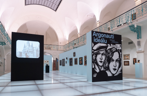 pohled do výstavy Argonauti ideálu foto Matěj Kania